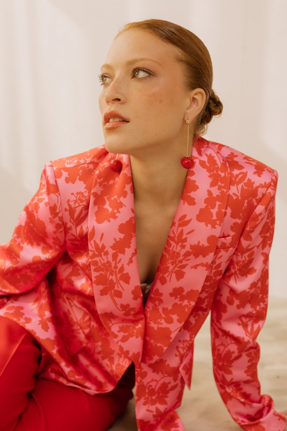 FLORAL GLOW BLAZER